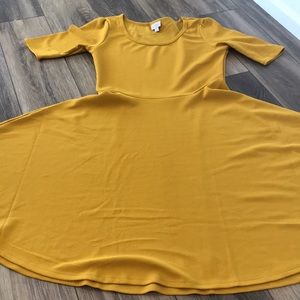 LuLaRoe Nicole dress w/o pockets